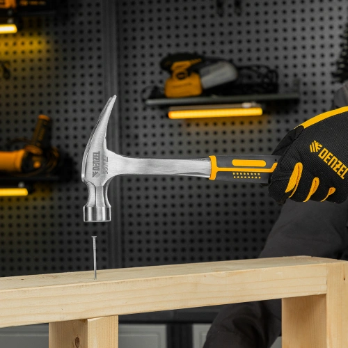 Молоток-гвоздодер 560 г, цельнометаллический, двухкомпонентная рукоятка Denzel по ценам производителя в Екатеринбурге с доставкой по всей России