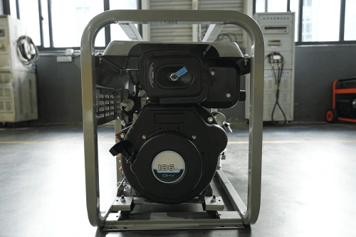 Генератор дизельный 5,0 кВт 220В с электростартером и колесами TOR KM5000D по ценам производителя в Екатеринбурге с доставкой по всей России