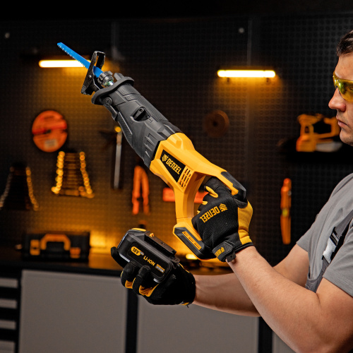 Пила сабельная аккумуляторная бесщет BRC-120,  18В Li-Ion Denzel по ценам производителя в Екатеринбурге с доставкой по всей России