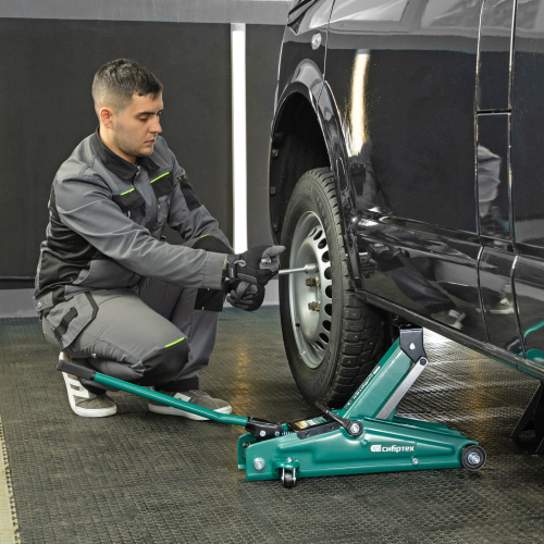 Домкрат гидравлический подкатной, 3 т, 135-400 мм Сибртех по ценам производителя в Екатеринбурге с доставкой по всей России