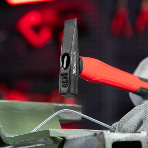 Молоток слесарный optimal, 100 г, фибергласовая обрезиненная рукоятка, квадратный боек Matrix по ценам производителя в Екатеринбурге с доставкой по всей России