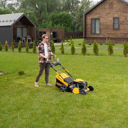 Газонокосилка бензиновая GLD-460SP, 146 куб.см, ширина 46 см, привод 7 уровней, травосборник 50 л Denzel по ценам производителя в Екатеринбурге с доставкой по всей России