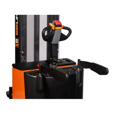 Штабелер электрический самоходный с платформой 2 т - 4,5 м Вилы: 1150 , АКБ Свинцово - кислотная, CL2045W SIBLINE по ценам производителя в Екатеринбурге с доставкой по всей России