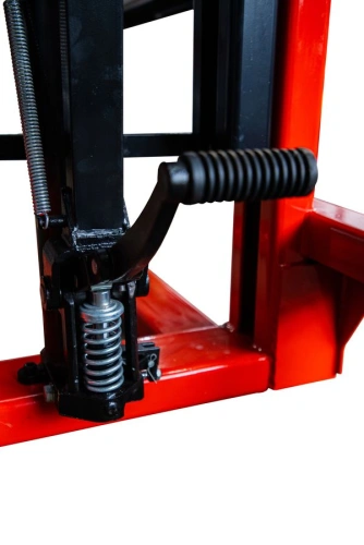 Штабелер гидравлический 2,0 т 3,0 м TOR CTY-EH с раздвижными вилами по ценам производителя в Екатеринбурге с доставкой по всей России
