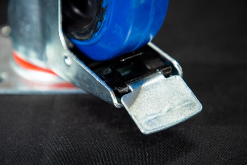 Колесо поворотное резина SRCLb 55 125 мм с тормозом (F) по ценам производителя в Екатеринбурге с доставкой по всей России