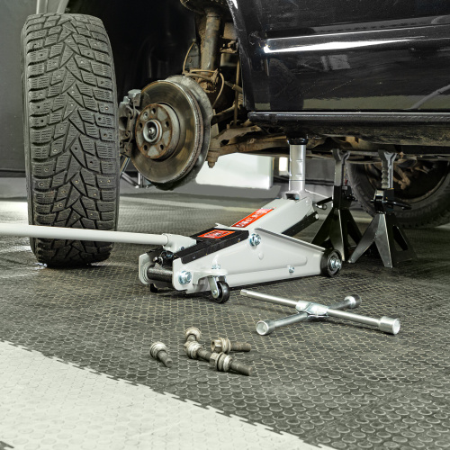 Домкрат гидравлический подкатной, 3 т, высота подъема 150-530 мм Matrix по ценам производителя в Екатеринбурге с доставкой по всей России