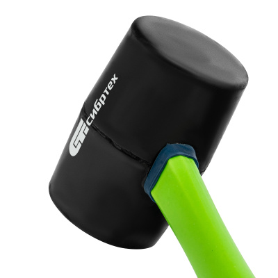 Киянка резиновая, 680 г, черная резина, фибергласовая рукоятка Сибртех купить в Москве с доставкой по всей России | ProtosMarket.ru