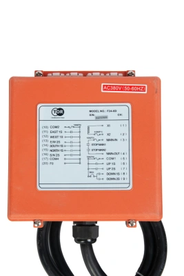 Комплект радиоуправления TOR F24-6D (380В, 6 кнопок, двухскоростной) по ценам производителя в Екатеринбурге с доставкой по всей России