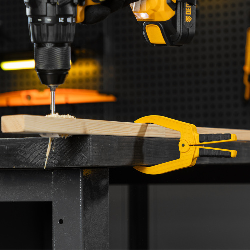 Струбцина клещеобразная, удлиненная 50 х 80 мм двухкомпонентные рукоятки Denzel по ценам производителя в Екатеринбурге с доставкой по всей России