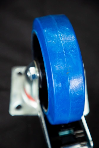 Колесо поворотное резина SRCLb 63 160 мм с тормозом (F) по ценам производителя в Екатеринбурге с доставкой по всей России