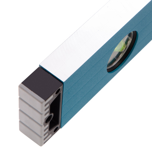 Уровень алюминиевый, 600 мм, усиленный с ударопрочными заглушками, рукоятки, 3 глазка Gross по ценам производителя в Екатеринбурге с доставкой по всей России