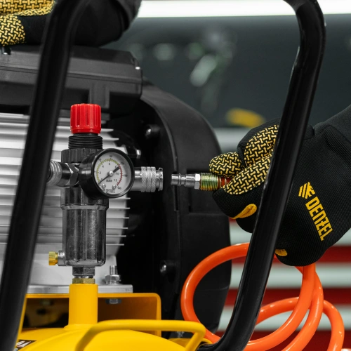 Компрессор воздушный рем. привод BCI 2100/50, 2,1 кВт, 50 литров, 400 л/мин Denzel по ценам производителя в Екатеринбурге с доставкой по всей России