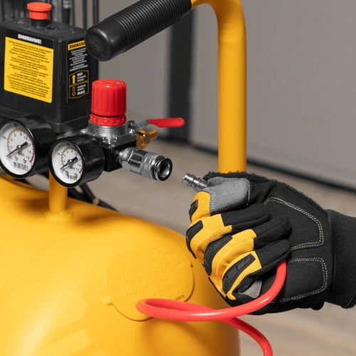 Компрессор воздушный BCI2300/100, ременный привод, 2.3 кВт, 100 литров, 400 л/мин Denzel по ценам производителя в Екатеринбурге с доставкой по всей России