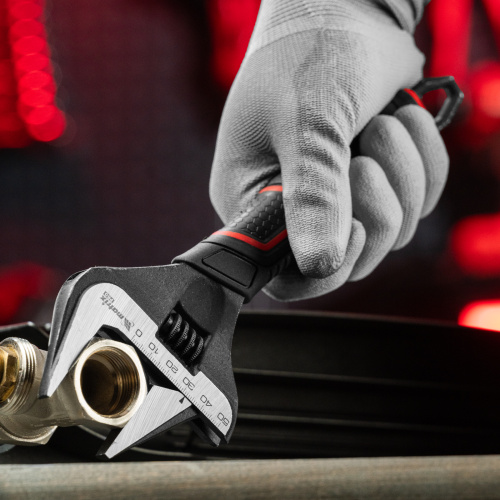 Ключ разводной, тонкие губки, фосфатированный, двухкомпонентная рукоятка, 250 мм, PRO Matrix по ценам производителя в Екатеринбурге с доставкой по всей России