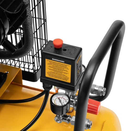 Компрессор воздушный BCV2200/100, ременный привод, 2.2 кВт, 100 литров, 370 л/мин Denzel по ценам производителя в Екатеринбурге с доставкой по всей России