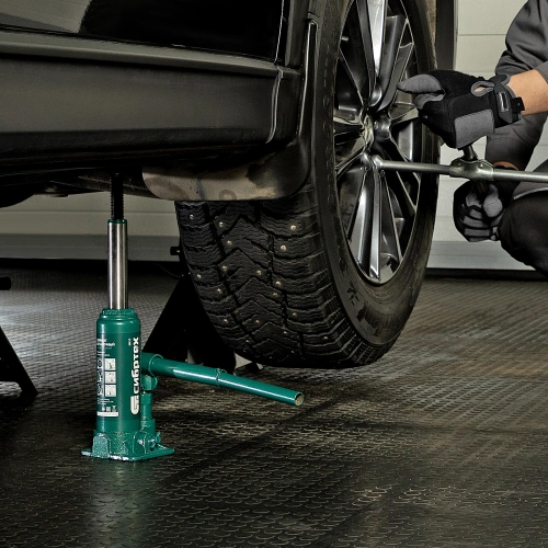 Домкрат гидравлический бутылочный, 3 т, 180-320 мм, в пласт. кейсе Сибртех по ценам производителя в Екатеринбурге с доставкой по всей России