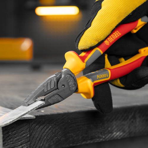 Плоскогубцы комбинированные, диэлектрические трехкомпонентные рукоятки до 1000 В, 180 мм Denzel по ценам производителя в Екатеринбурге с доставкой по всей России