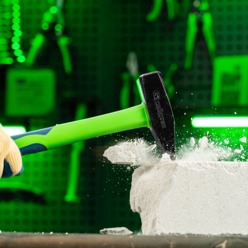 Молоток слесарный, 800 г, фибергласовая обрезиненная рукоятка Сибртех по ценам производителя в Екатеринбурге с доставкой по всей России