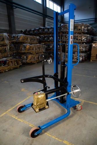 Штабелер-бочкокантователь гидравлический 0,35 т 2,5 м TOR COT по ценам производителя в Екатеринбурге с доставкой по всей России