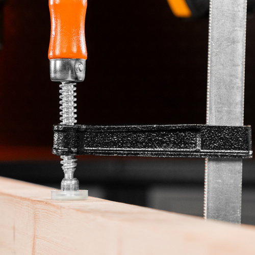 Струбцина F-образная, 300 х 80 мм Sparta по ценам производителя в Екатеринбурге с доставкой по всей России