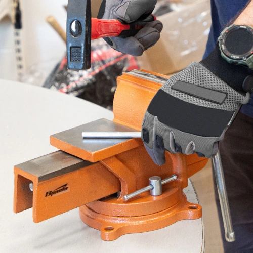 Тиски слесарные, 150 мм, поворотные, с наковальней Sparta по ценам производителя в Екатеринбурге с доставкой по всей России