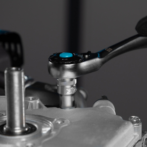 Набор торцевых головок, трещотка 120 зубьев, 1/2", 1/4", CrV, 41 предмет Gross по ценам производителя в Екатеринбурге с доставкой по всей России