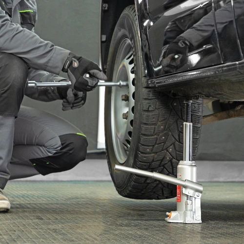 Домкрат гидравлический бутылочный, 4 т, h подъема 194-372 мм, в пластиковом кейсе Matrix по ценам производителя в Екатеринбурге с доставкой по всей России