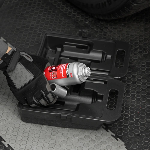 Домкрат гидравлический бутылочный, 4 т, высота подъема 194-372 мм, в пластиковый кейсе Matrix по ценам производителя в Екатеринбурге с доставкой по всей России