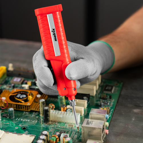 Паяльник беспроводной 4.5 В, 8 Вт, 350°С, припой 10 г, работа от элементов питания 3хАА Matrix по ценам производителя в Екатеринбурге с доставкой по всей России