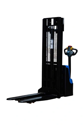 Штабелер самоходный 1,5 т 2,5 м TOR WS15H-2500SC PRO 24/85 В/Ач контр. скорости подъема по ценам производителя в Екатеринбурге с доставкой по всей России