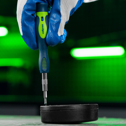 Отвертки реверсивные с набором бит и торцевыми головками, 41 шт, CrV Сибртех по ценам производителя в Екатеринбурге с доставкой по всей России