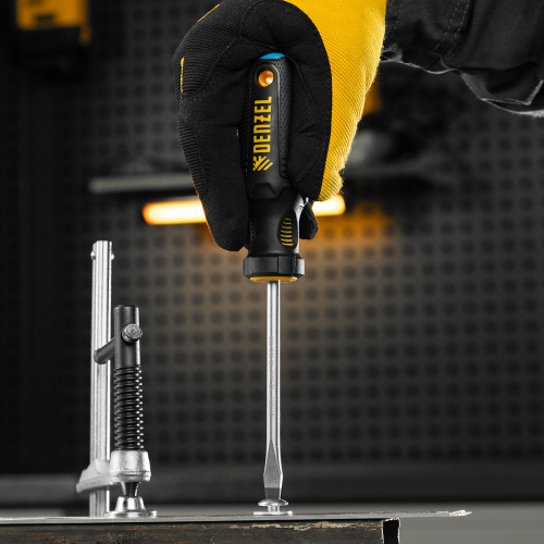 Отвертка, SL6x100 мм, S2, 3к рукоятка Denzel по ценам производителя в Екатеринбурге с доставкой по всей России