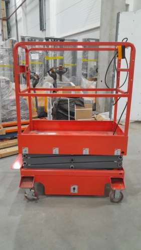 Подъемник ножничный передвижной 240 кг 3/5 м TOR GTJY DC аккумуляторный по ценам производителя в Екатеринбурге с доставкой по всей России