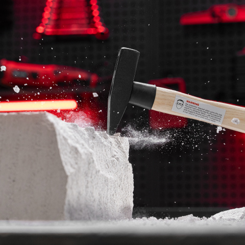 Молоток слесарный, 300 г, квадратный боек, деревянная рукоятка Matrix по ценам производителя в Екатеринбурге с доставкой по всей России