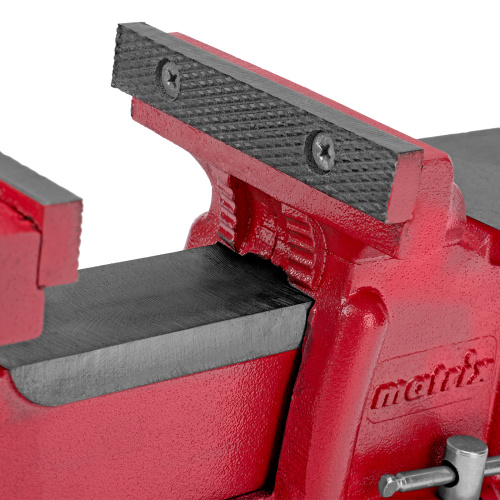 Тиски слесарные, 125 мм, поворотные, с наковальней Matrix по ценам производителя в Екатеринбурге с доставкой по всей России