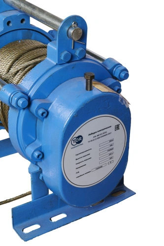 Лебедка электрическая  300 кг  70 м с канатом 220 В TOR KCD по ценам производителя в Екатеринбурге с доставкой по всей России