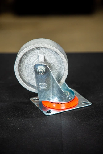 Колесо поворотное чугунное EM01 VKV 100 100 мм термостойкое по ценам производителя в Екатеринбурге с доставкой по всей России