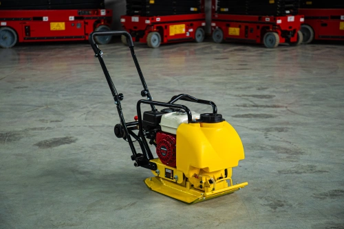 Виброплита 70 кг, 10,5кН (Honda) бак, коврик, колесный комплект TOR C-60T по ценам производителя в Екатеринбурге с доставкой по всей России