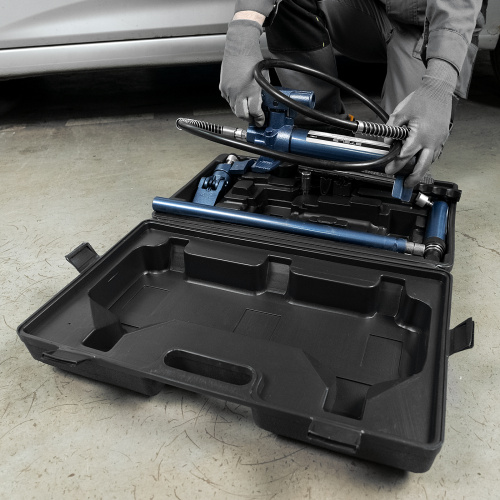 Растяжка гидравлическая, 4 т, набор из 17 предметов, 7 сменных насадок, в пластиковом кейсе Stels по ценам производителя в Екатеринбурге с доставкой по всей России