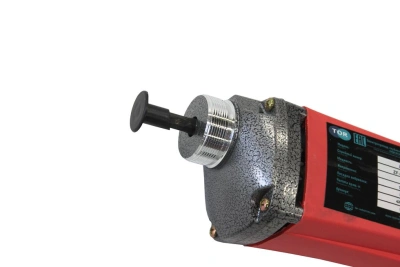 Электропривод портативный глубинного вибратора для бетона 0,8 кВт TOR ZТ-800-C по ценам производителя в Екатеринбурге с доставкой по всей России