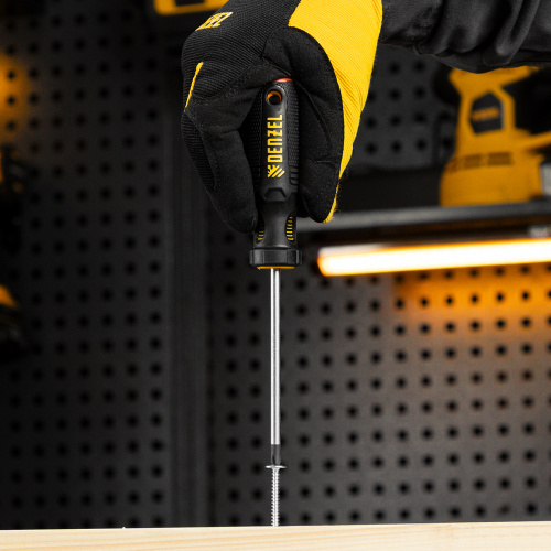 Отвертка, PH1х100 мм, S2, 3к рукоятка Denzel по ценам производителя в Екатеринбурге с доставкой по всей России