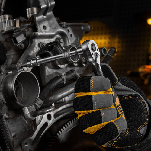 Набор инструментов, 1/2", 1/4", CrV, S2, пластиковый кейс, 84 предмета Denzel по ценам производителя в Екатеринбурге с доставкой по всей России