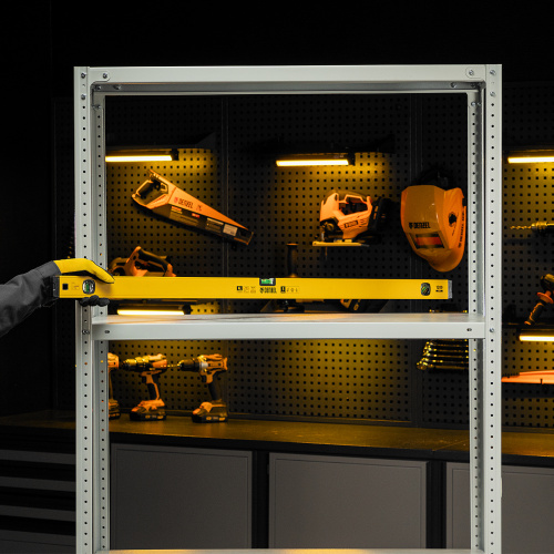 Уровень алюминиевый, магнит, фрезерованный, 3 глазка (1 зеркал.) 0,5 мм/м, 1200 мм Denzel по ценам производителя в Екатеринбурге с доставкой по всей России