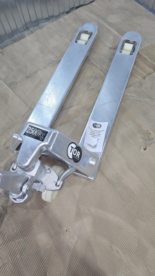 Тележка гидравлическая оцинкованная 2500 кг 1150 мм нейлоновые колеса TOR WH-25G по ценам производителя в Екатеринбурге с доставкой по всей России