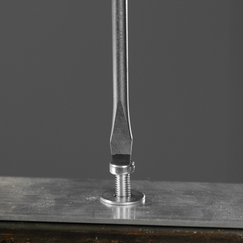 Отвертка, SL5x100 мм, S2, 3к рукоятка Denzel по ценам производителя в Екатеринбурге с доставкой по всей России