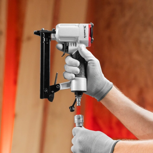 Степлер пневматический для прямоугольных скоб от 10 до 22 мм Matrix по ценам производителя в Екатеринбурге с доставкой по всей России