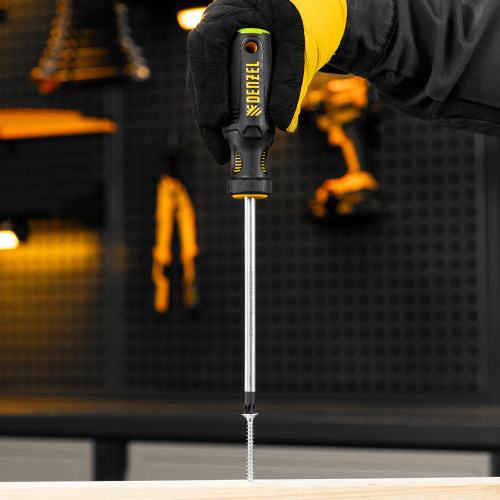 Отвертка, PZ3x150 мм, S2, 3к рукоятка Denzel по ценам производителя в Екатеринбурге с доставкой по всей России