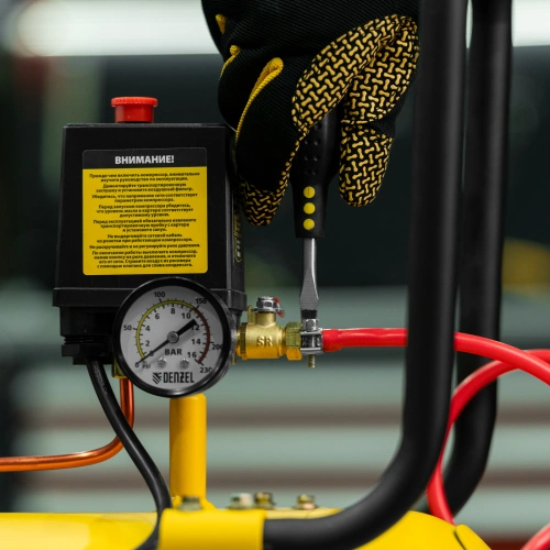 Компрессор воздушный BCI3000-T/200, ременный привод , 3.0 кВт, 200 литров, 530 л/мин Denzel по ценам производителя в Екатеринбурге с доставкой по всей России