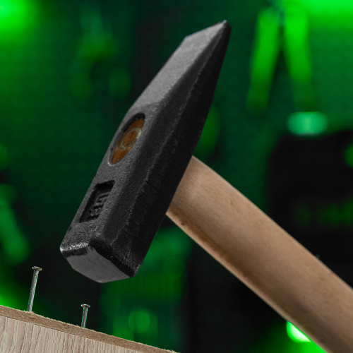 Молоток слесарный 300 г, квадратный боек, деревянная рукоятка Сибртех по ценам производителя в Екатеринбурге с доставкой по всей России