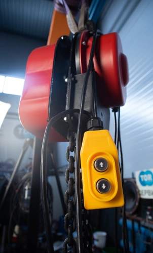 Таль стационарная  2т  9м 380В электрическая цепная TOR DHP (серия J) по ценам производителя в Екатеринбурге с доставкой по всей России